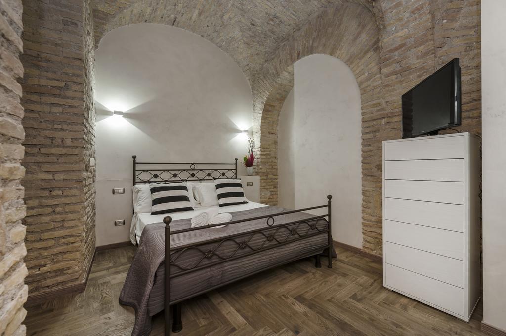 White Flat Rione Monti * Rom
